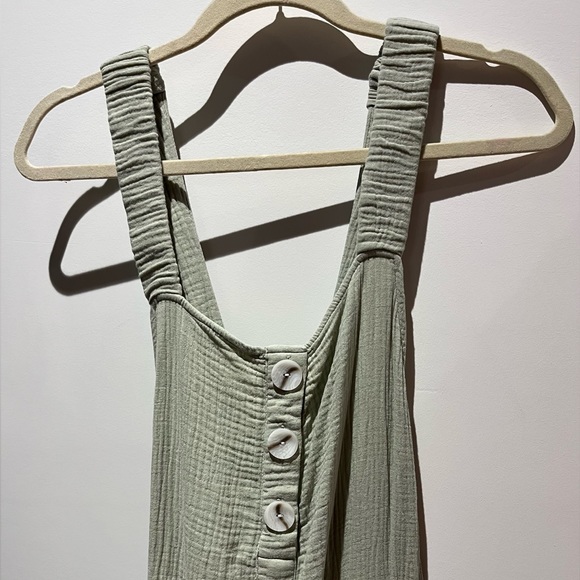 Zara jumpsuit - Picture 2 of 4